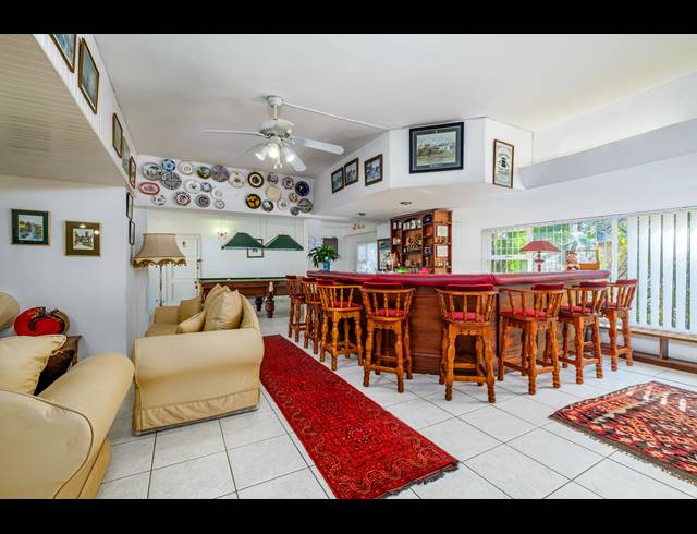 5 BEDROOM HOUSE FOR SALE IN NORTHCLIFF